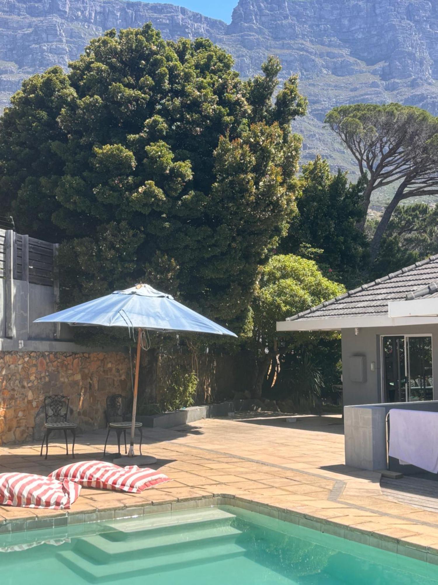 Highlands Self Catering Appartement Kaapstad Buitenkant foto
